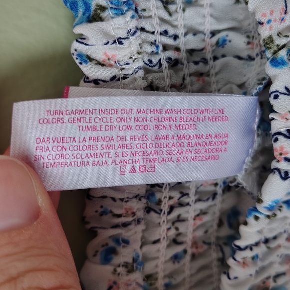 No Boundaries Women's Medium Floral Short-sleeve Blouse Criss Cross Back - Picture 7 of 7